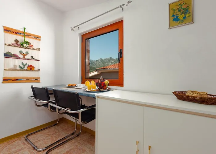 Apartment 1 Bedroom Amazing In *