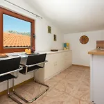 1 Bedroom Lovely In *